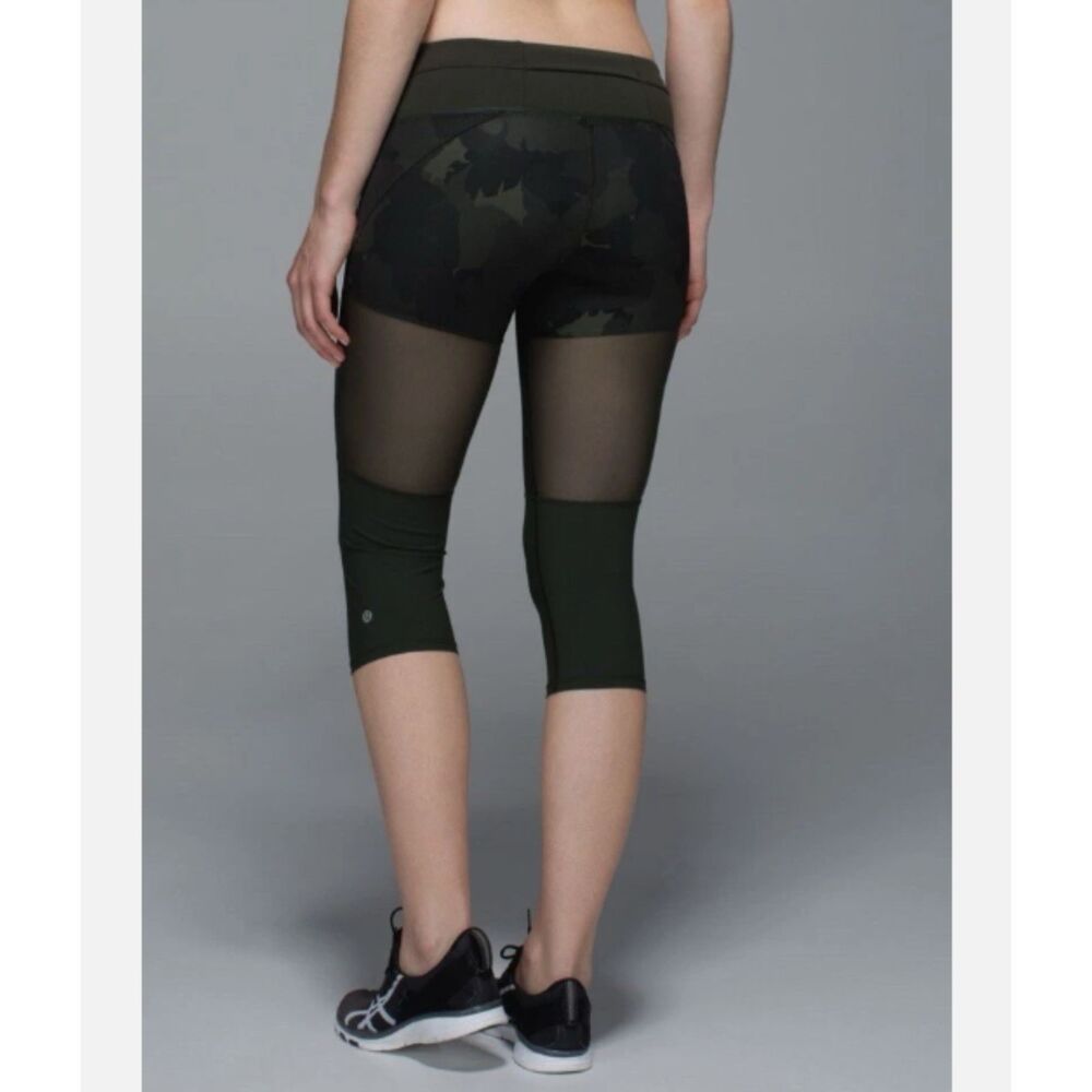Lululemon Training Tough Crop Luxtreme Palm Party Gator Green Size 4 Camo